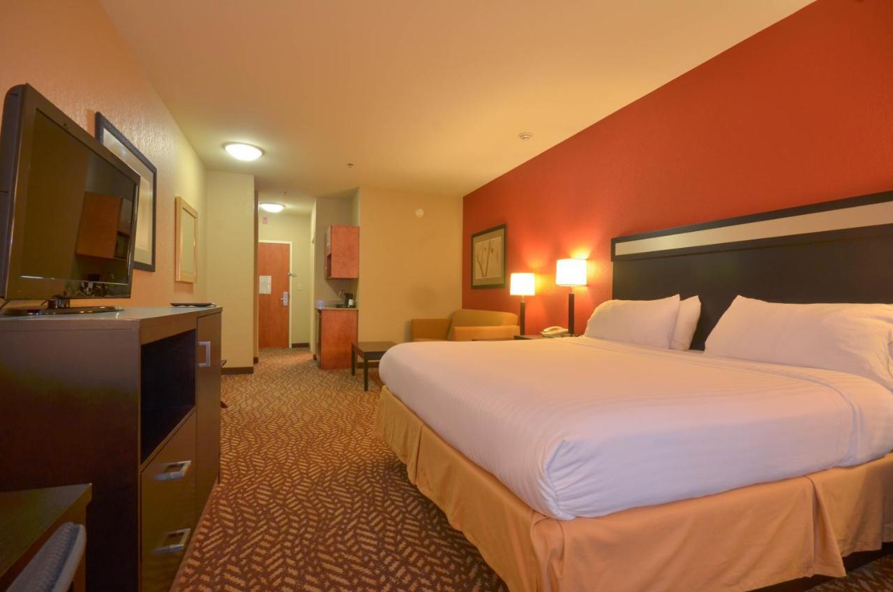 Holiday Inn Express & Suites Pine Bluff/Pines Mall By Ihg Bagian luar foto