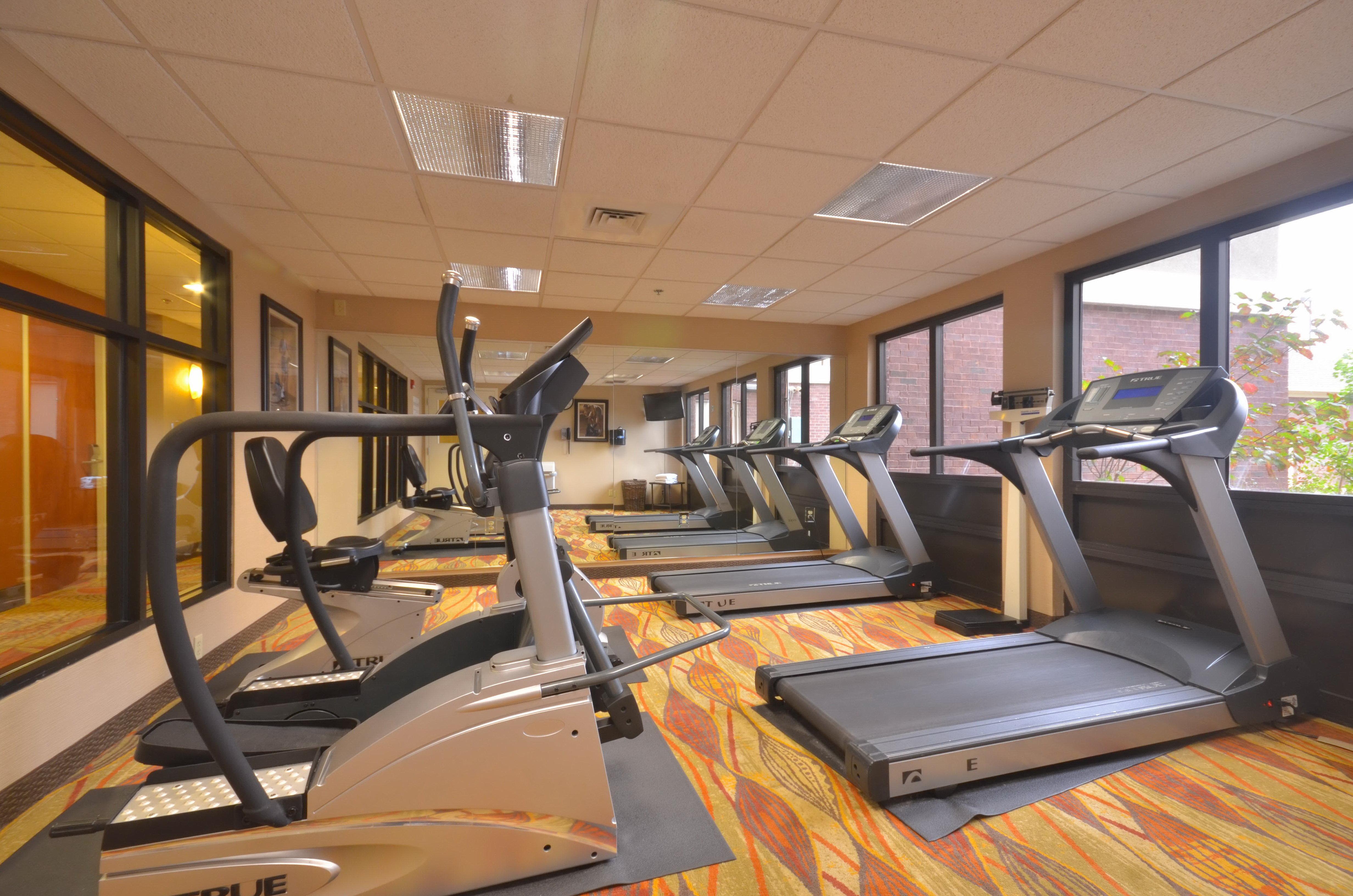 Holiday Inn Express & Suites Pine Bluff/Pines Mall By Ihg Bagian luar foto